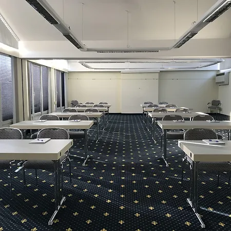 Karaman Group 3* Bad Nenndorf