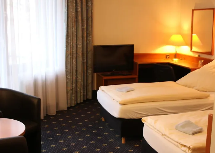 Отель Karaman Group Бад-Нендорф